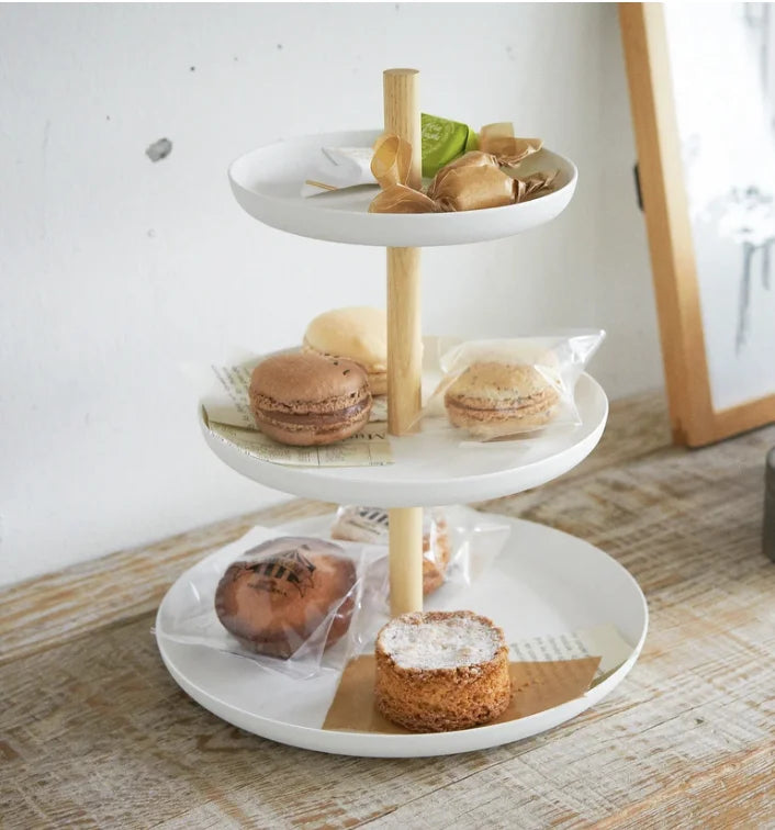 Old Country Roses Vintage 3-Tier Metal Cake Stand Customizable Size Color Rust Proof Luxury Wedding Hotel Dessert Display Stand