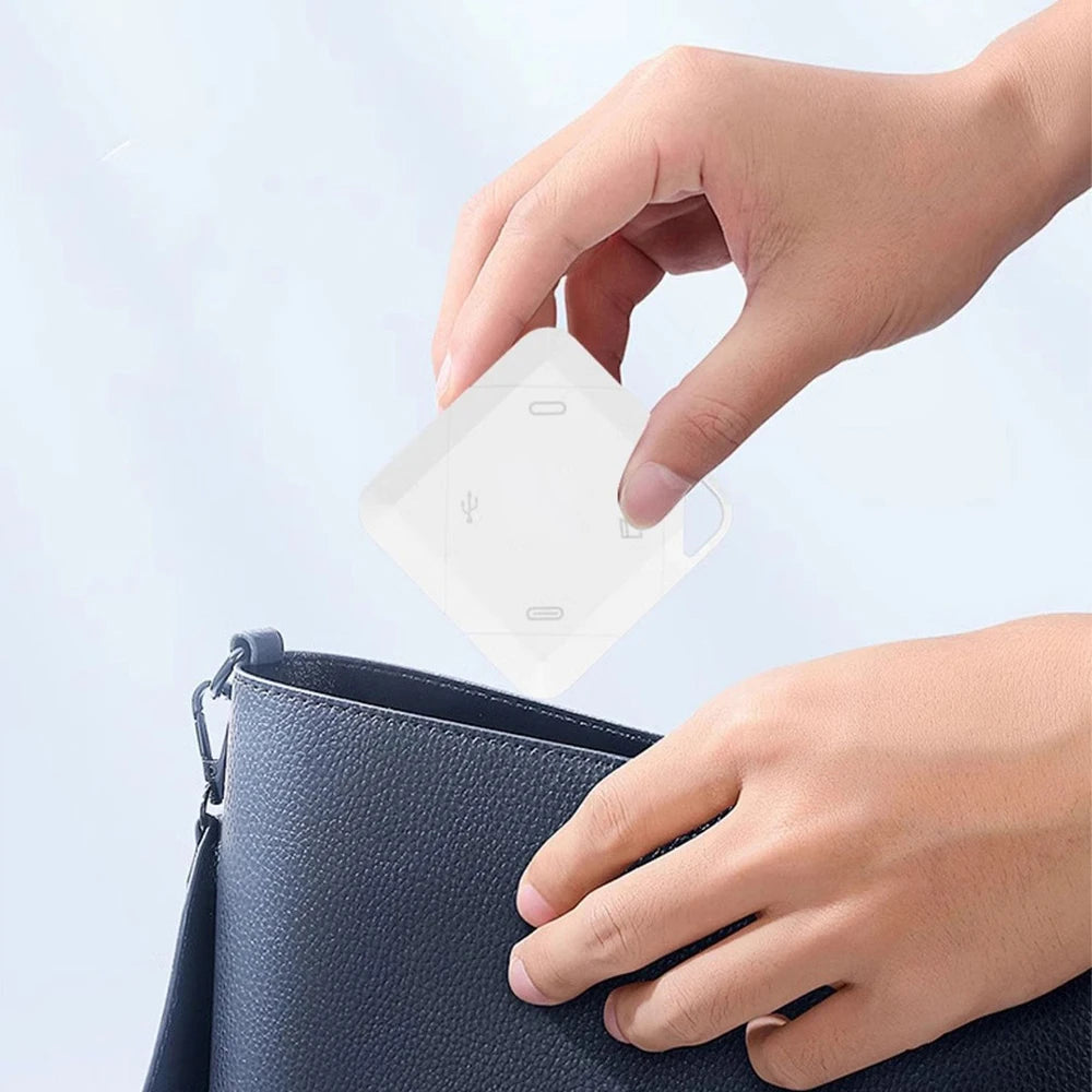4-in-1 External OTG Card Reader for SD MicroSD TF/MicroSD Cards USB 3.0 Type-C Interface Mobile Phone Compatible